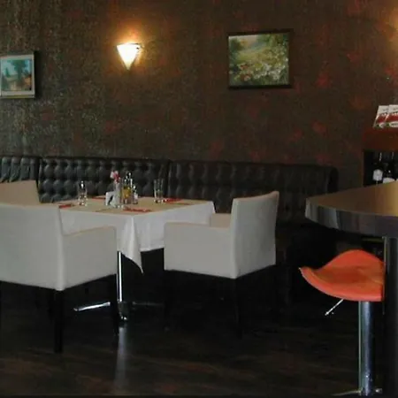 Private In Chateau Del Marina *